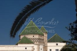 Image du Maroc Professionnelle de  La Mahkama, L’un deux monuments-joyaux de la cité des Habous, son concept combine le style  andalous et le néogothique. parmi les endroits les plus pittoresques de Casablanca, la Cité de Habous conçue par les architectes Auguste Cadet et Edmond Brion d’après l’ébauche d’un premier plan-masse dû à Albert Laprade. Situé près du Palais Royale, ce joyau architectural est le point de départ de la nouvelle médina de la ville, Samedi 8 Novembre 2008. Le quartier des Habous fait partie du patrimoine architectural de Casablanca. (Photo / Abdeljalil Bounhar)